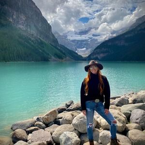 Meet your Posher, Michelle